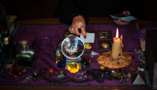 最近の彼の心の声は完全無料の霊視占いでわかる！あの人の正直な気持ちがガチで当たる占い師12選